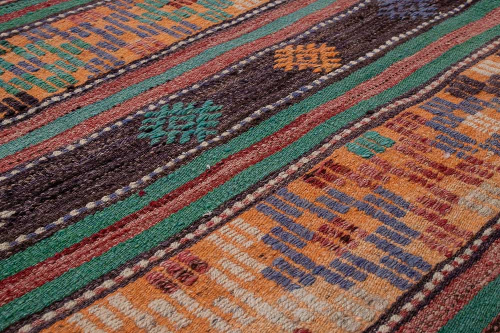 10981 Vintage Turkish Selendi Kilim Rug 179x294cm (5.10 x 9.7ft)