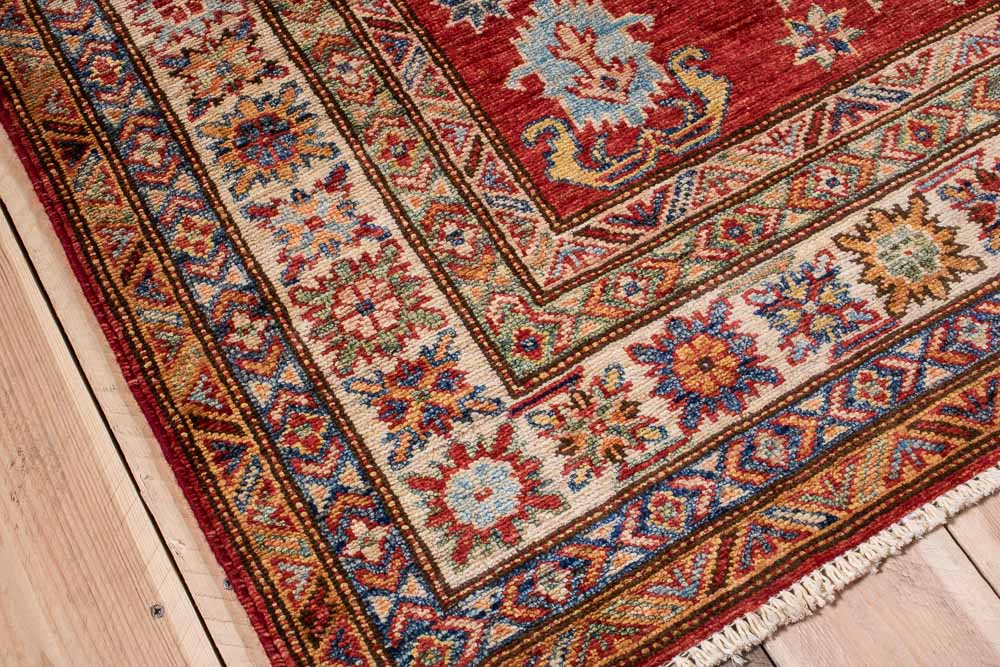 10998 Fine Afghan Kazak Rug 123x202cm (4.0 x 6.7ft)