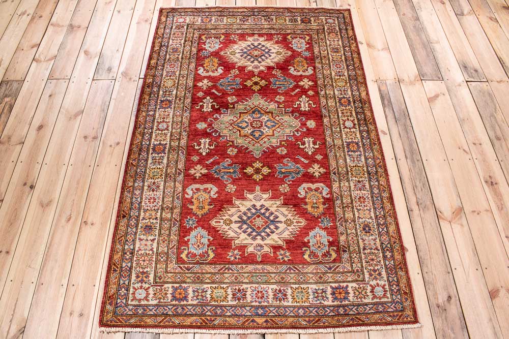 10998 Fine Afghan Kazak Rug 123x202cm (4.0 x 6.7ft)