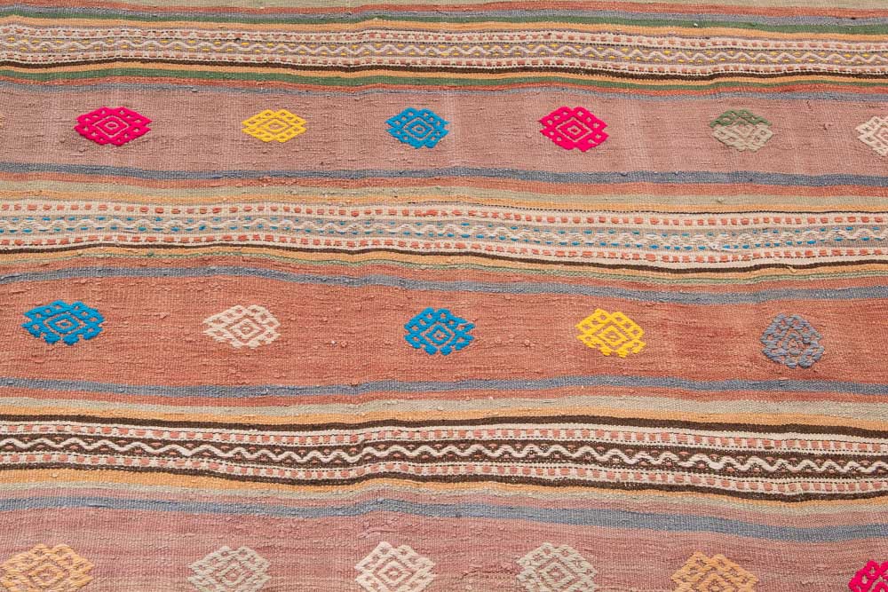 11139 Vintage Cal Turkish Cicim Kilim Rug 178x266cm (5.10 x 8.8ft)