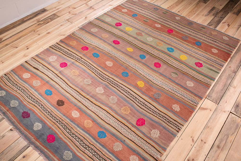 11139 Vintage Cal Turkish Cicim Kilim Rug 178x266cm (5.10 x 8.8ft)