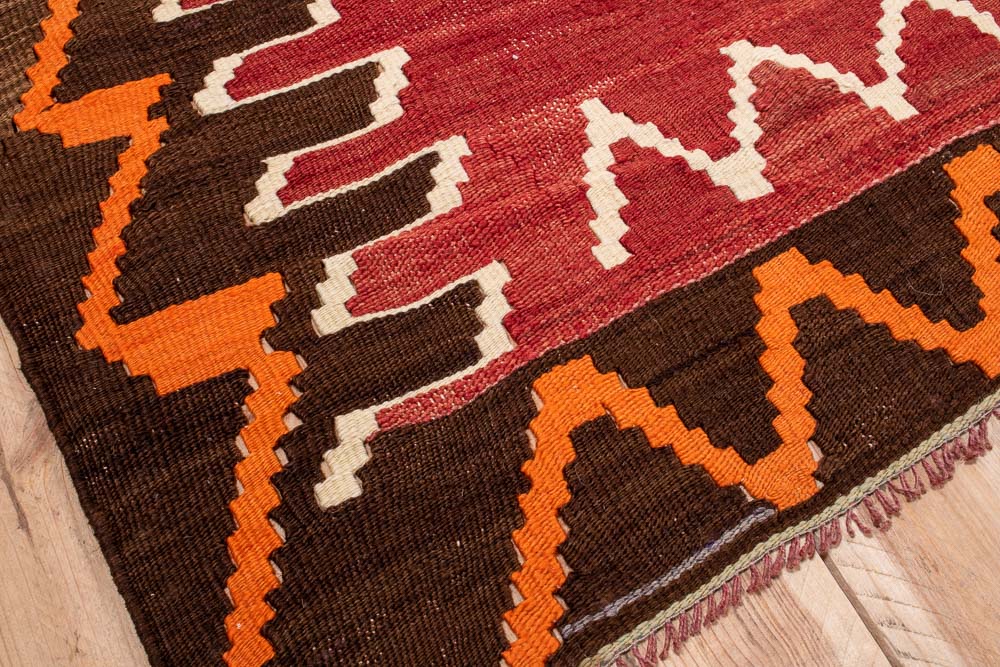 11144 Vintage Kandira Turkish Kilim Rug 181x270cm (5.11 x 8.10ft)