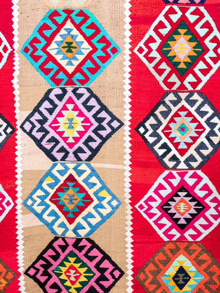 11146 Vintage Kurdish Van Kilim Rug 183x277cm (6 x 9.1ft)