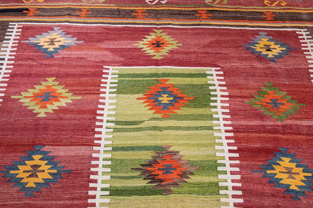 11150 Vintage Turkish Isparta Kilim Rug 182x381cm (5.11 x 12.6ft)