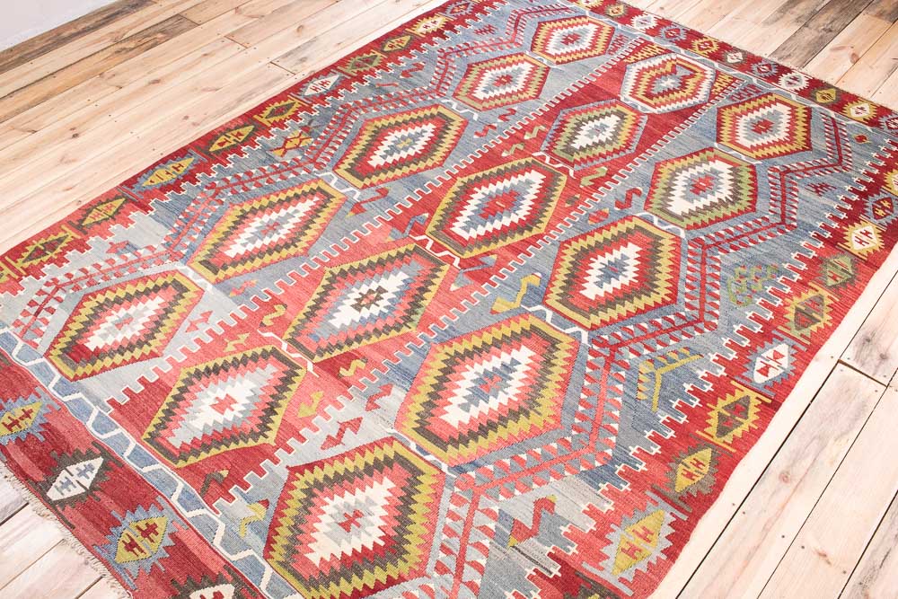 11183 Vintage Turkish Esme Kilim Rug 189x280cm (6.2 x 9.2ft)