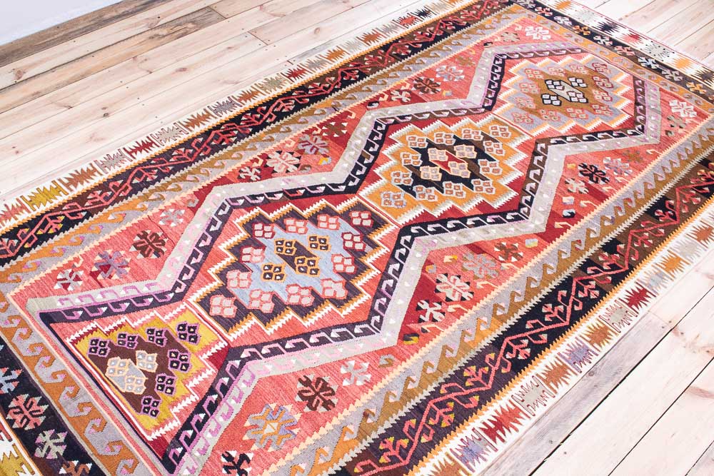 11188 Vintage Turkish Adana Kilim Rug 158x297cm (5.2 x 9.9ft)