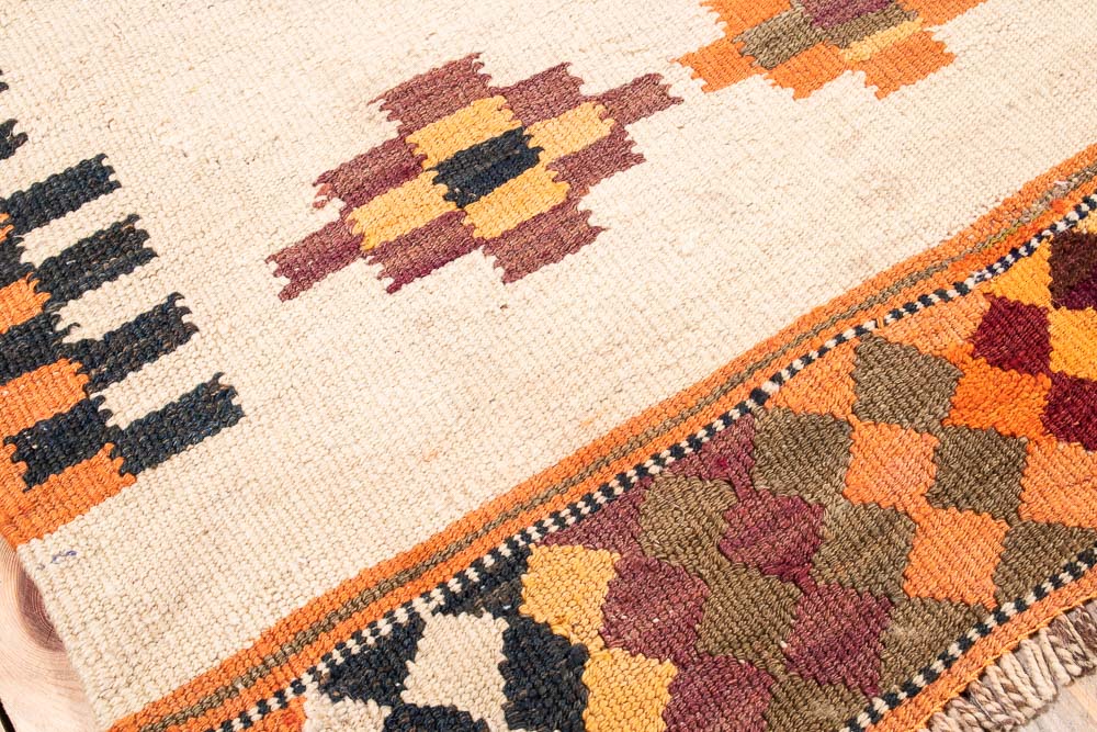 11217 Vintage Kurdish Herki Kilim Runner Rug 75x213cm (2.5 x 6.11ft)