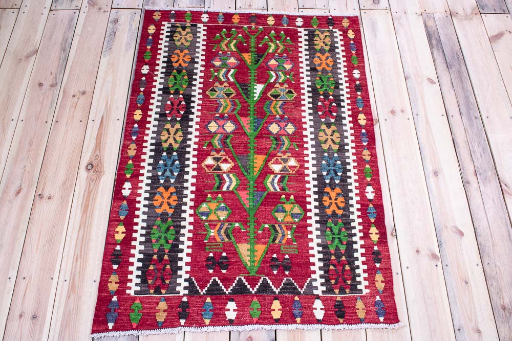 11235 Vintage Turkish Esme Kilim Rug 89x134cm (2.11 x 4.4ft)