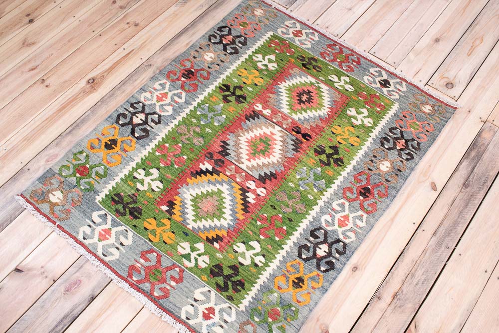 11236 Vintage Turkish Esme Kilim Rug 98x124cm (3.2 x 4.1ft)