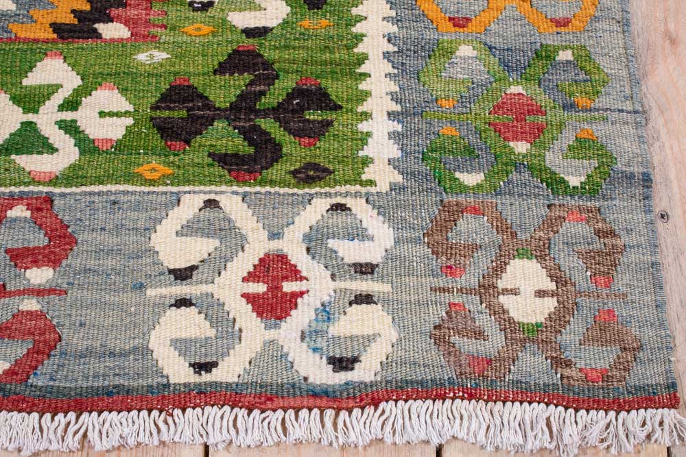 11236 Vintage Turkish Esme Kilim Rug 98x124cm (3.2 x 4.1ft)