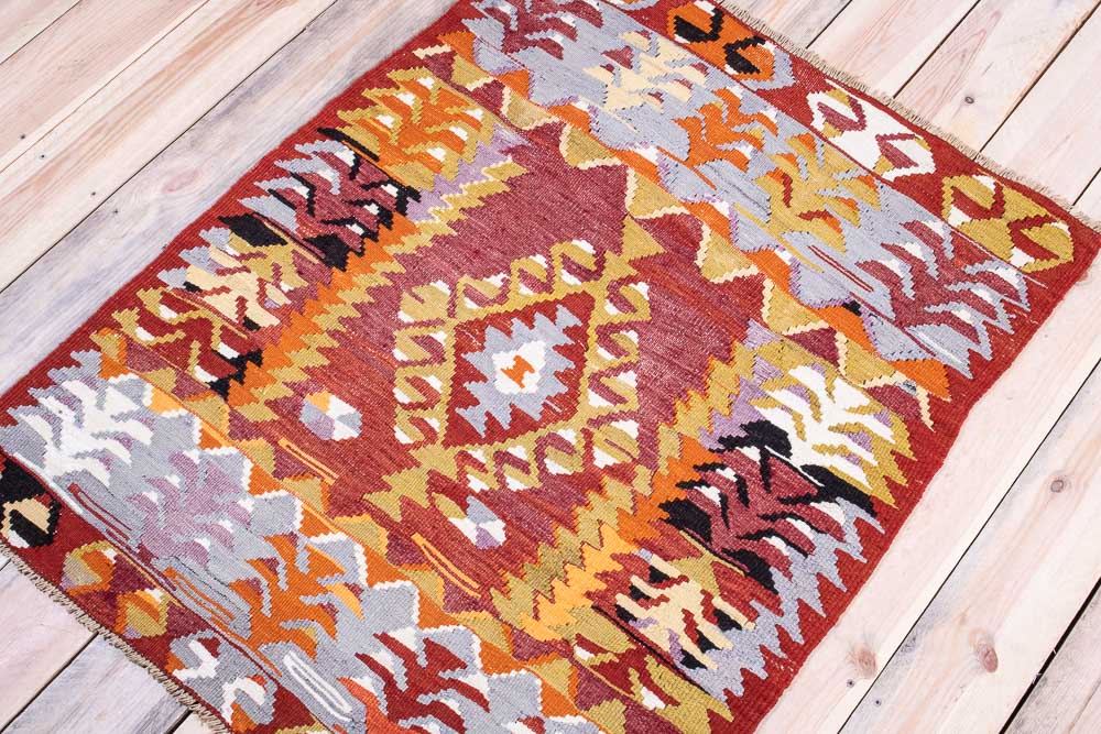 11242 Vintage Turkish Cal Kilim Rug 88x112cm (2.10 x 3.8ft)