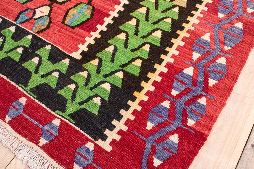 11252 Vintage Turkish Esme Prayer Kilim Rug 106x189cm (3.5 x 6.2ft)