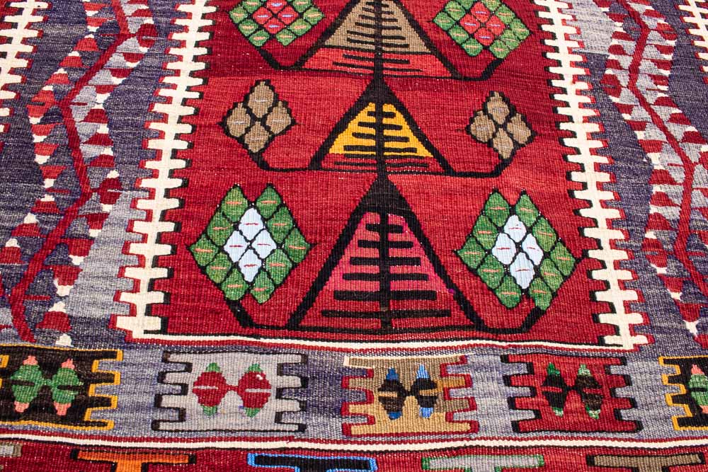 11256 Vintage Turkish Esme Kilim Rug 119x203cm (3.11 x 6.8ft)