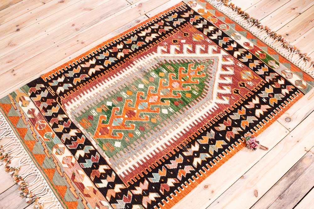 11257 Vintage Turkish Pamukkale Kilim Rug 104x153cm (3.5 x 5ft)