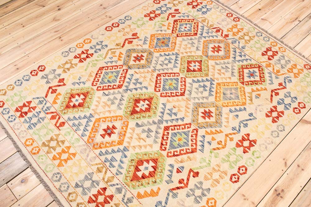 11455 Afghan Vegetable Dyed Kilim Rug 156x200cm (5.1 x 6.6ft)