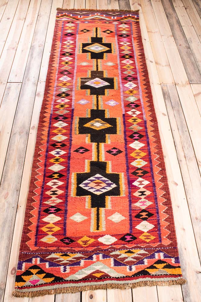 11631 Vintage Kurdish Herki Kilim Runner Rug 92x294cm (3 x 9.7ft)