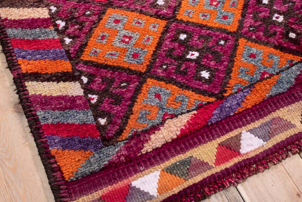 11637 Vintage Kurdish Herki Carpet Runner Rug 87x403cm (2.10 x 13.2½ft)