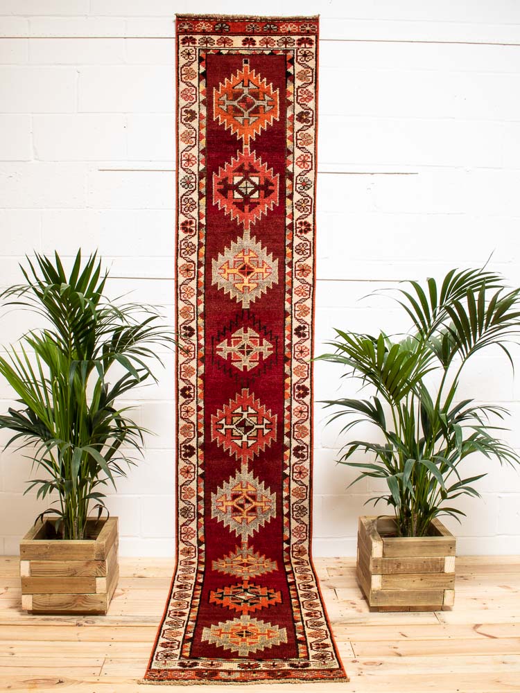 11640 Vintage Kurdish Herki Carpet Runner Rug 69x377cm (2.3 x 12.4ft)