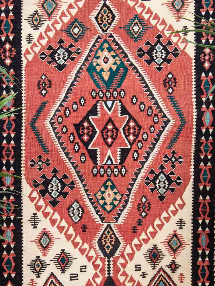 11645 Vintage Turkish Adana Kilim Rug 82x183cm (2.8 x 6ft)