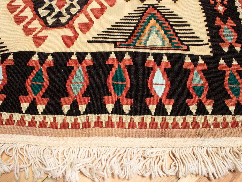 11645 Vintage Turkish Adana Kilim Rug 82x183cm (2.8 x 6ft)