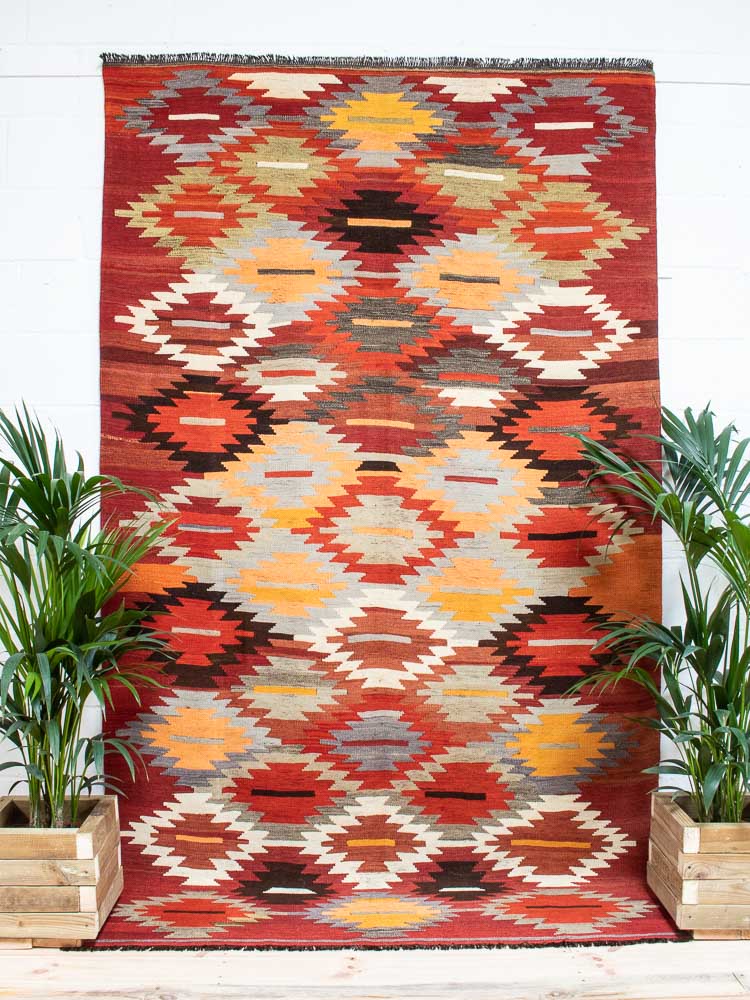 11667 Large Turkish Mut Kilim Rug 172x298cm (5.7 x 9.9ft)