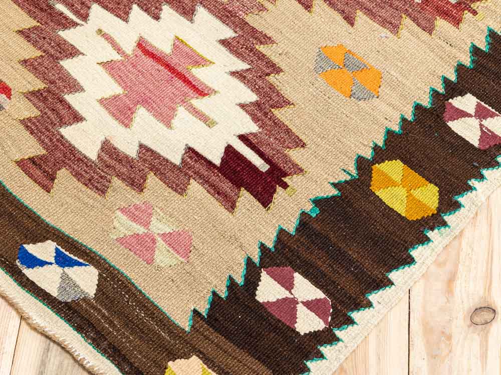 11725 Turkish Vintage Mut Kilim Rug 74x118cm (2.5 x 3.10ft)