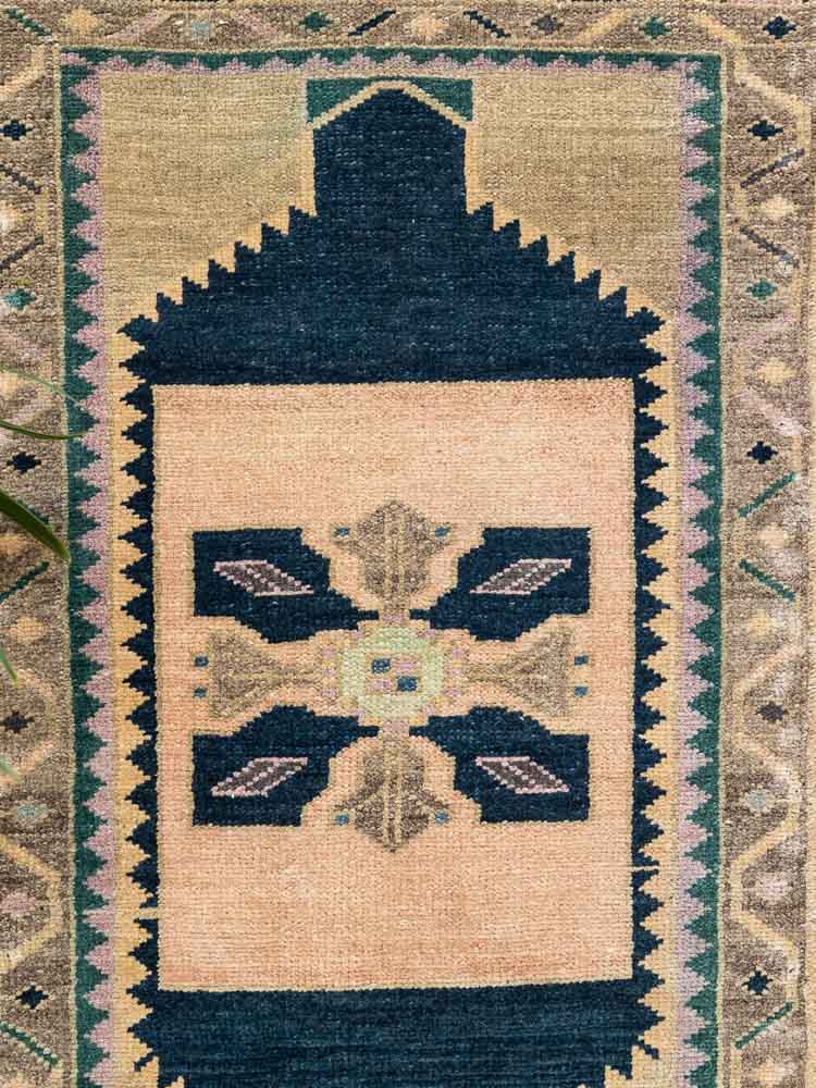 11734 Small Turkish Malatya Rug 52x88cm (1.8 x 2.10ft)