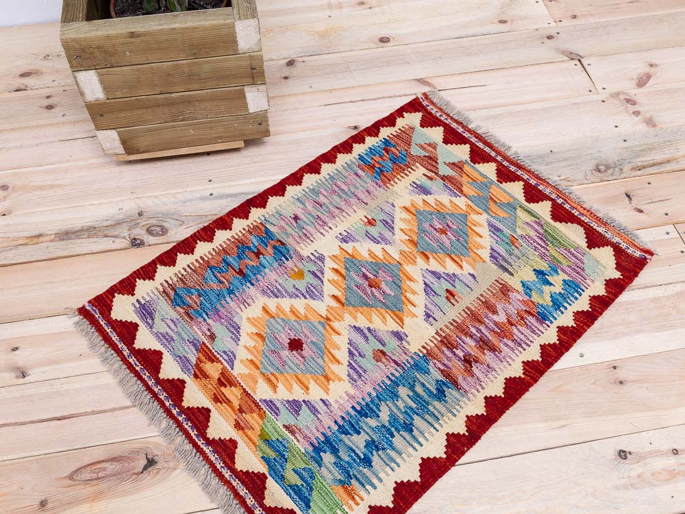 11853 Small Afghan Vegetable Dyed Kilim Rug 65x86cm (2.1 x 2.10ft)