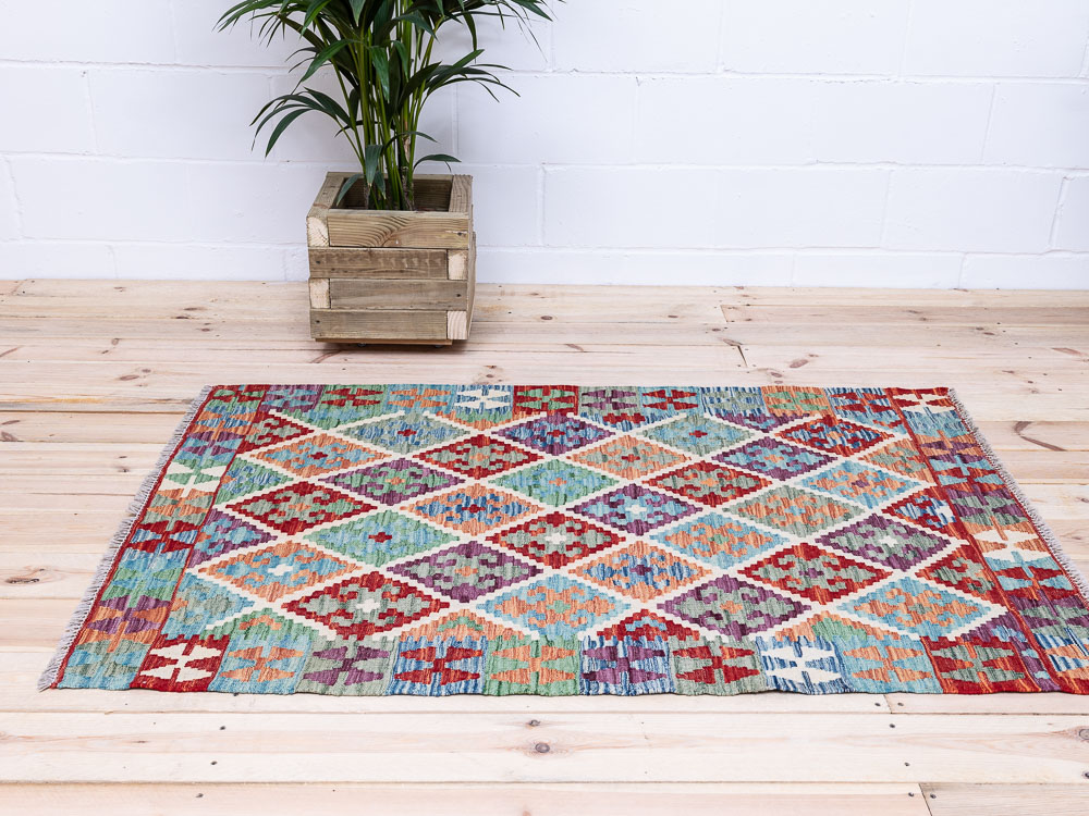 11875 Afghan Vegetable Dyed Kilim Rug 102x157cm (3.4 x 5.1ft)