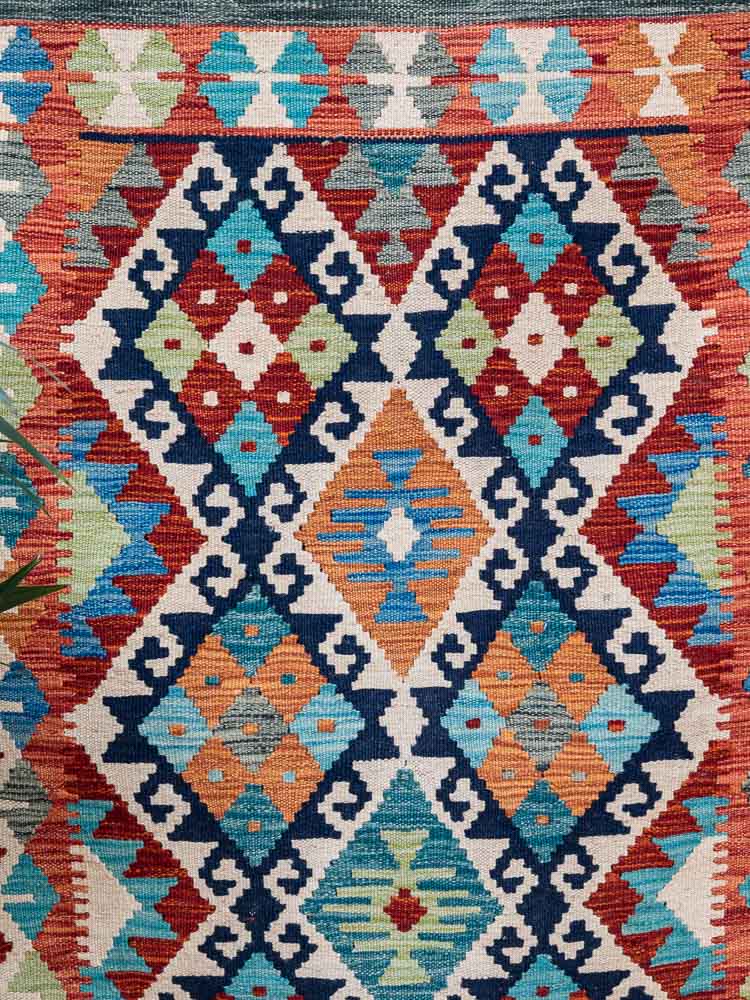 11889 Afghan Vegetable Dyed Kilim Rug 85x125cm (2.9 x 4.1ft)