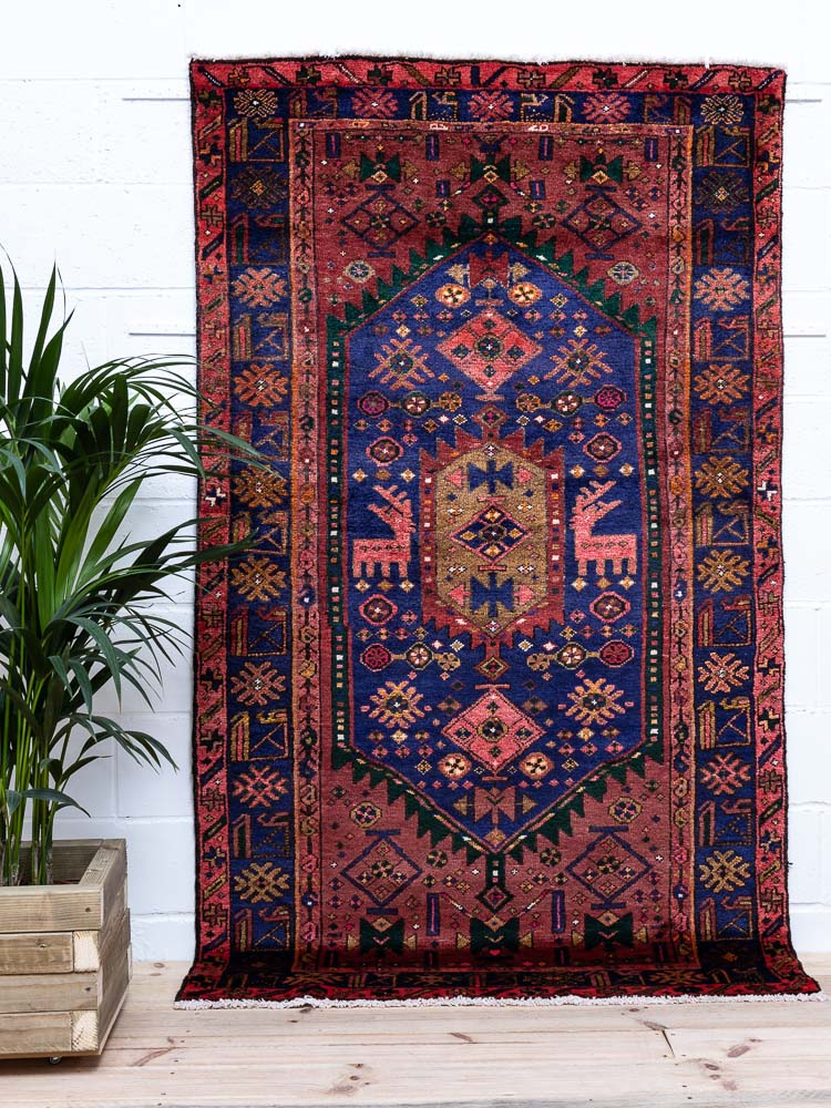 11907 Persian Hamadan Rug 131x218cm (4.3 x 7.1ft)