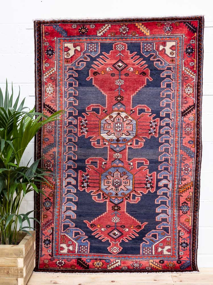 11963 Persian Shahsavan Hamadan Rug 131x200cm (4.3 x 6.6ft)