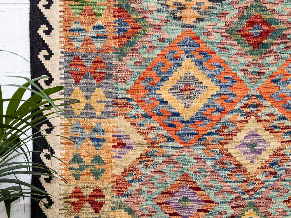 11991 Afghan Vegetable Dyed Kilim Rug 156x198cm (5.1 x 6.6ft)