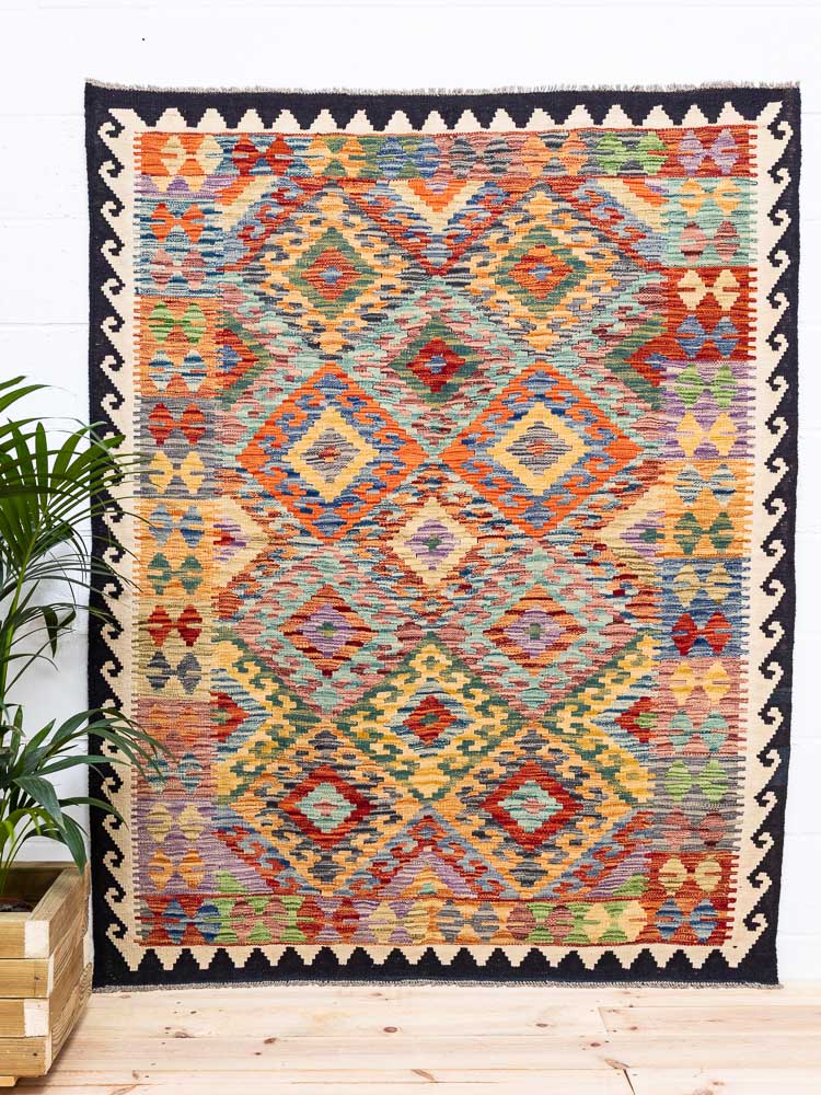 11991 Afghan Vegetable Dyed Kilim Rug 156x198cm (5.1 x 6.6ft)