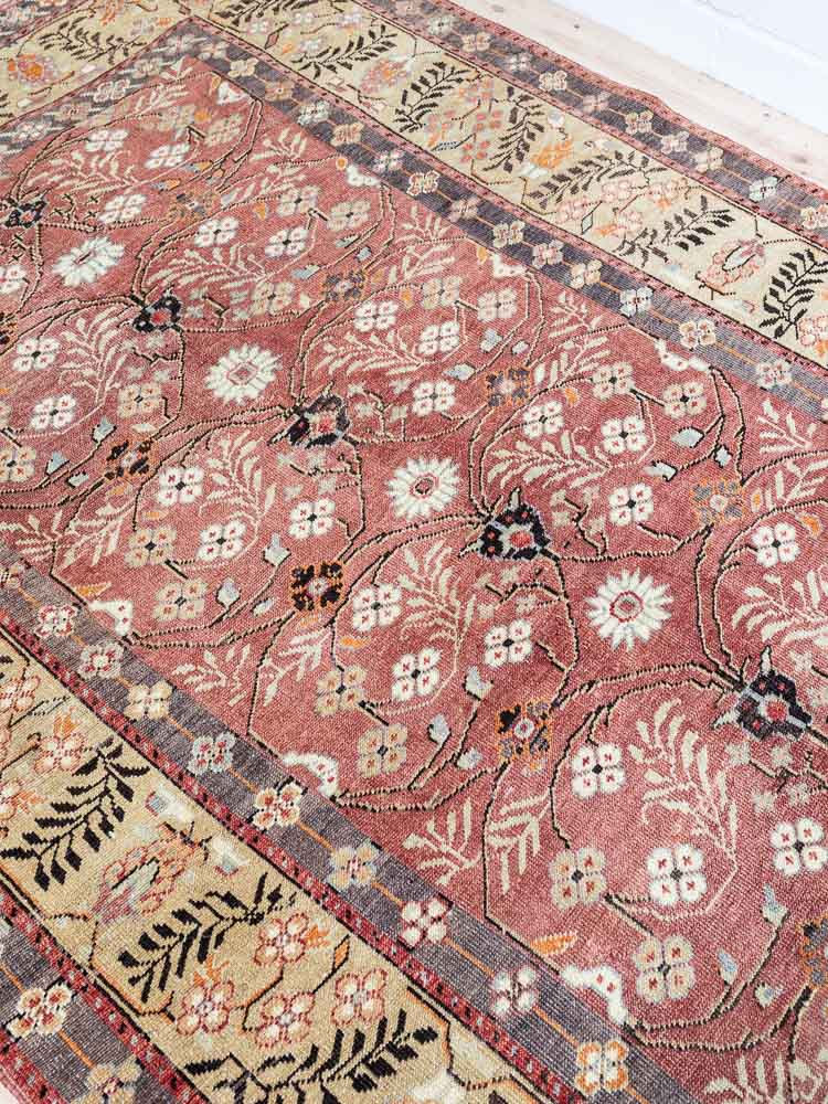 12084 Vintage Turkish Karapinar Pile Rug 147x260cm (4.10 x 8.6ft)