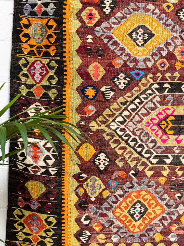 12095 Vintage Turkish Denizli Kilim Rug 210x242cm (6.10 x 7.11ft)