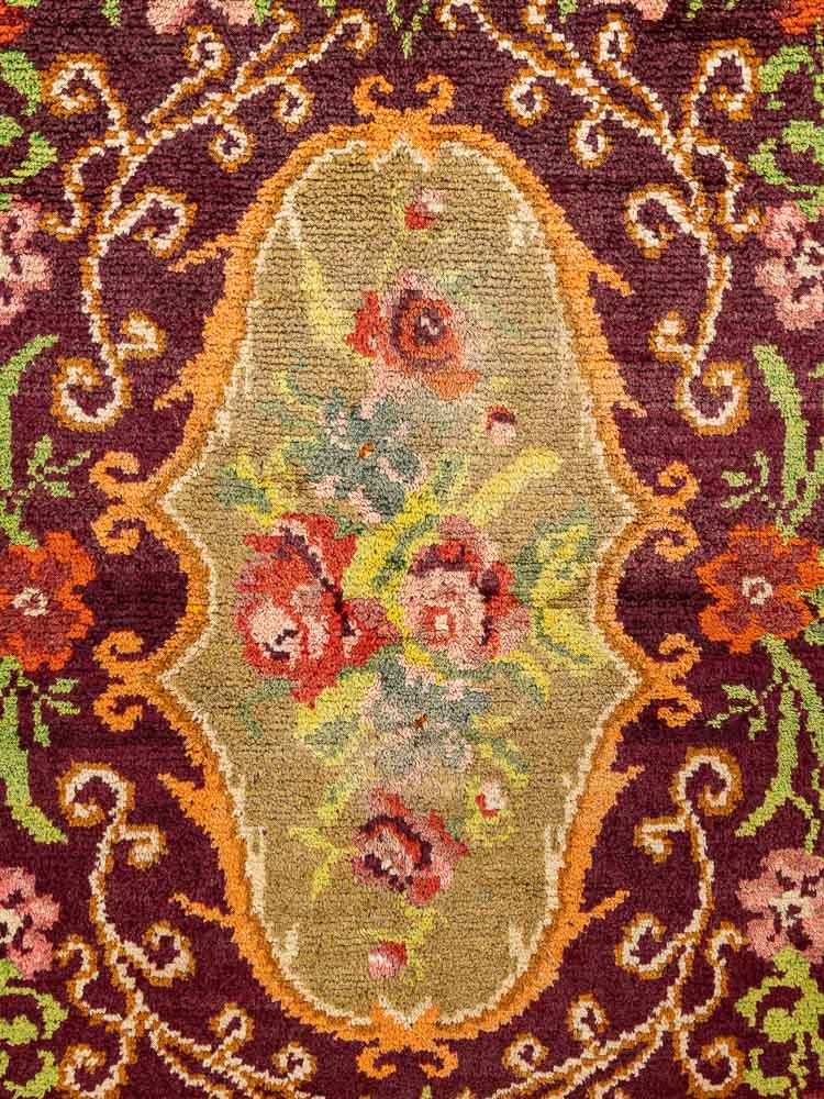 12110 Vintage Moldovan Rose Pile Carpet Rug 155x190cm (5.1 x 6.2½ft)
