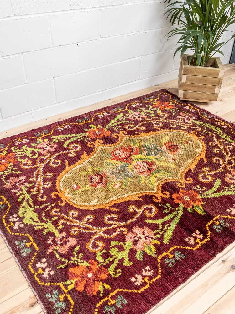 12110 Vintage Moldovan Rose Pile Carpet Rug 155x190cm (5.1 x 6.2ft)