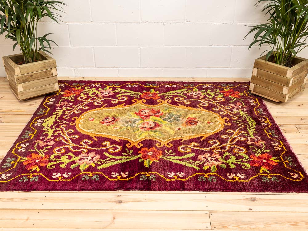 12110 Vintage Moldovan Rose Pile Carpet Rug 155x190cm (5.1 x 6.2ft)