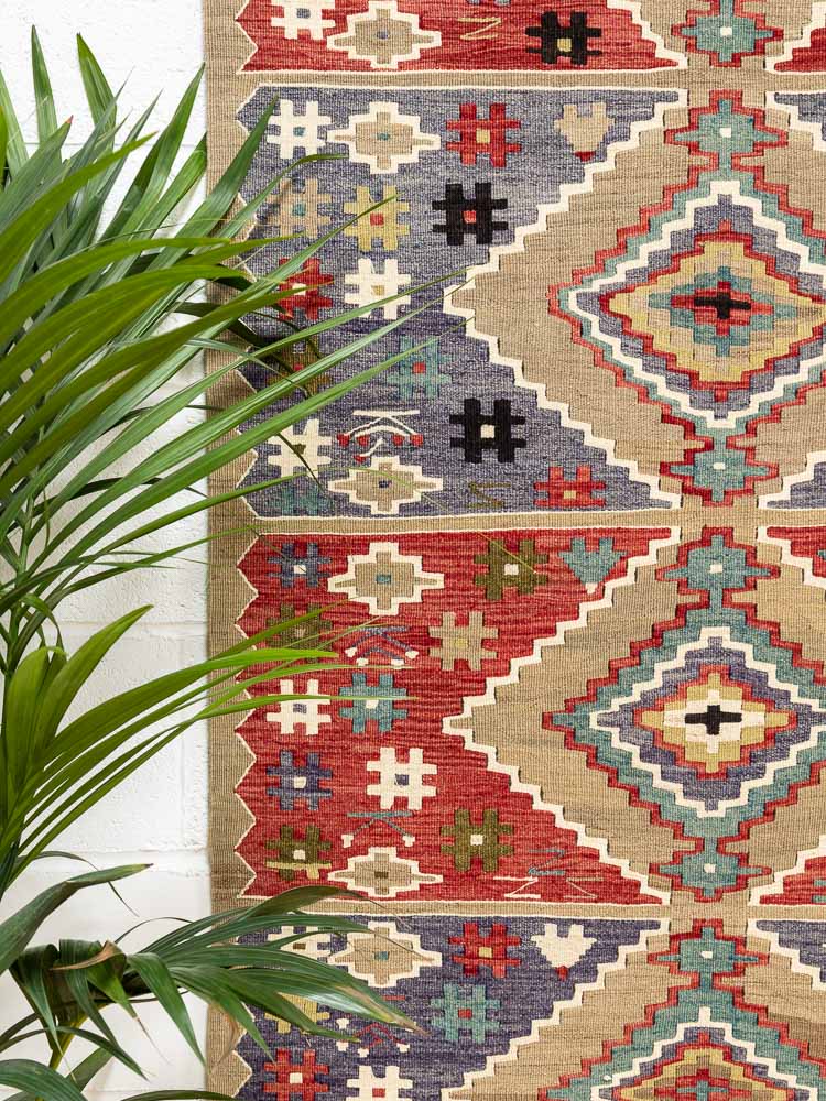 12120 Vintage Turkish Esme Kilim Rug 99x194cm (3.3 x 6.4ft)