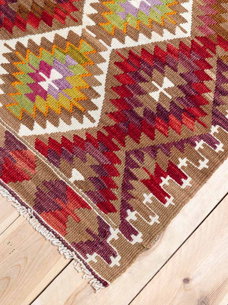 12128 Vintage Turkish Antalya Kilim Rug 73x114cm (2.4 x 3.9ft)