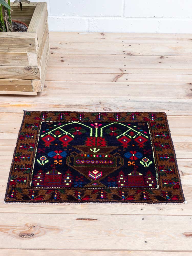 12238 Afghan Small Baluch Vintage Rug 49x66cm (1.7 x 2.2ft)