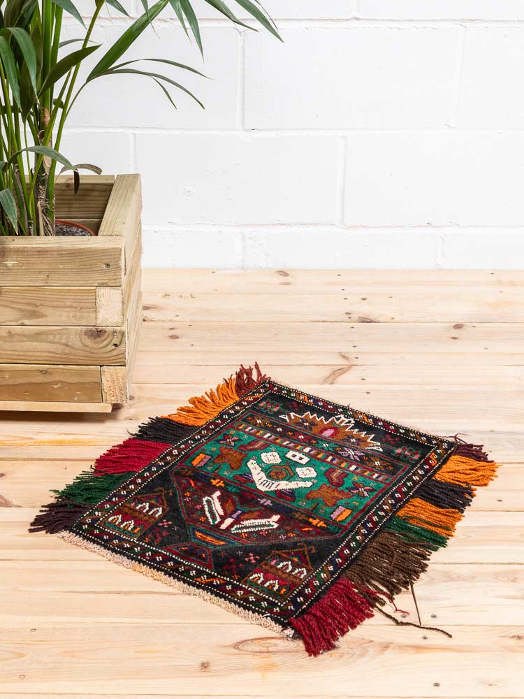 12240 Afghan Small Baluch Vintage Rug 40x55cm (1.3 x 1.9ft)