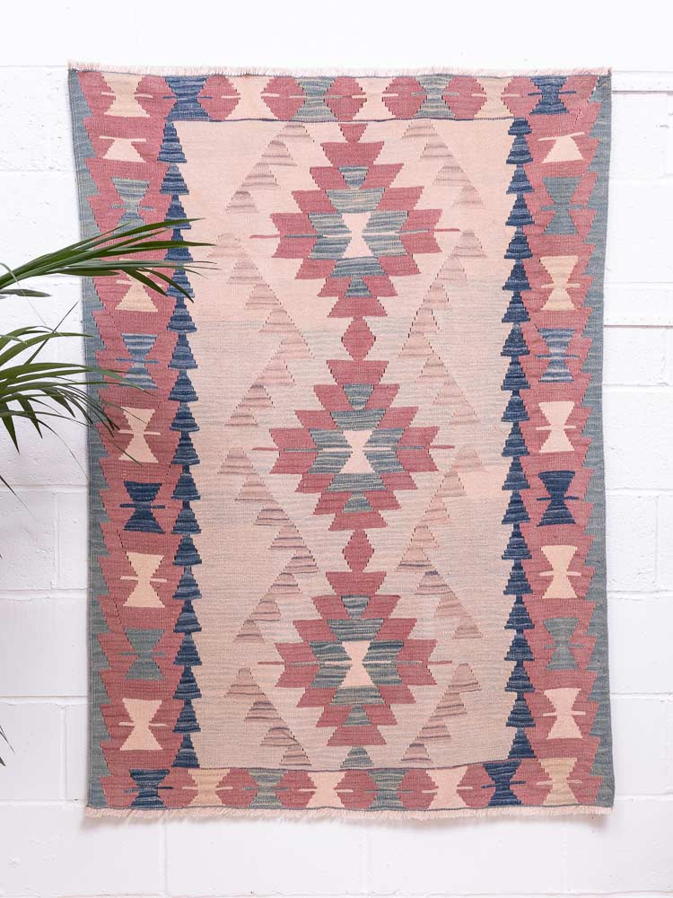 12258 Vintage Turkish Usak Kilim Rug 115x159cm (3.9 x 5.2ft)