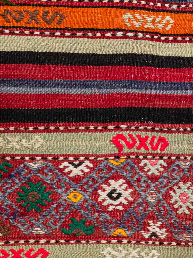 12298 Vintage Turkish Balikesir Kilim Runner Rug 57x276cm (1.10 x 9.0ft)