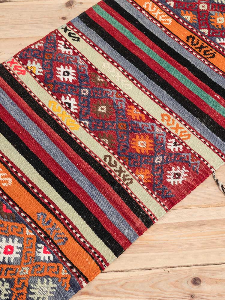 12298 Vintage Turkish Balikesir Kilim Runner Rug 57x276cm (1.10 x 9.0ft)