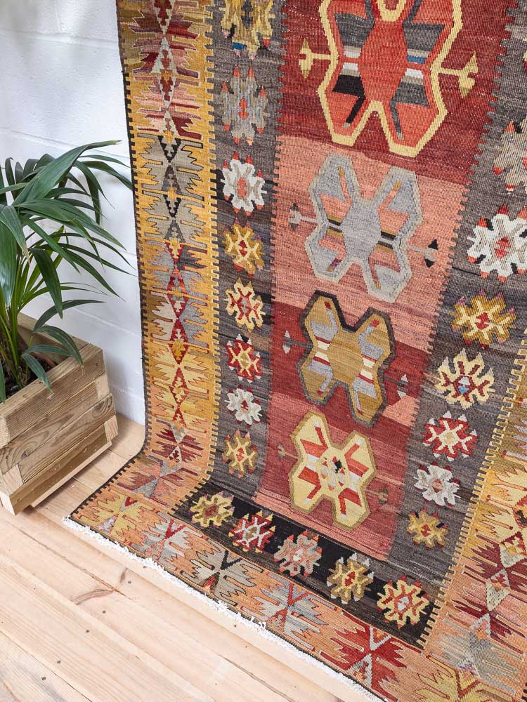 12303 Vintage Turkish Corum Kilim Runner Rug 108x287cm (3.6 x 9.5ft)