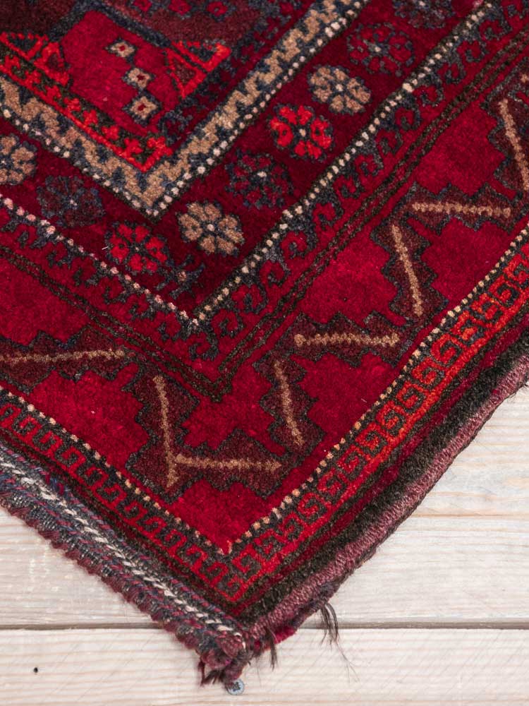 12463 Large Vintage Afghan Baluch Tribal Carpet Floor Cushion 63x118cm (2.0½ x 3.10½ft)