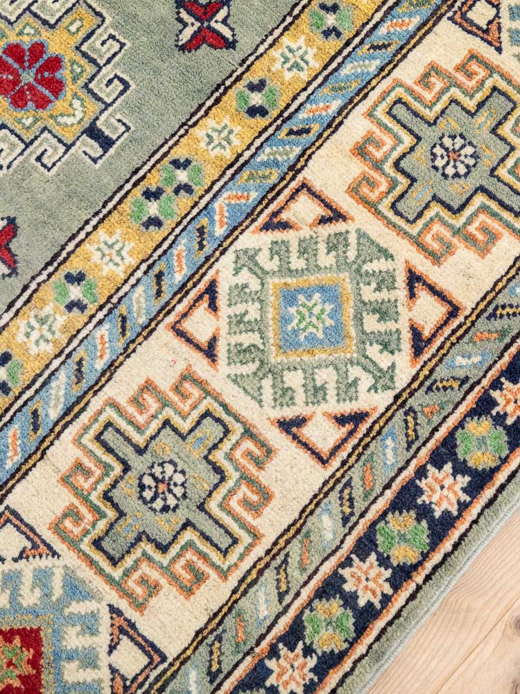 12524 Large Afghan Yakash Kazak Pile Carpet 208x301cm (6.9 x 9.10ft)