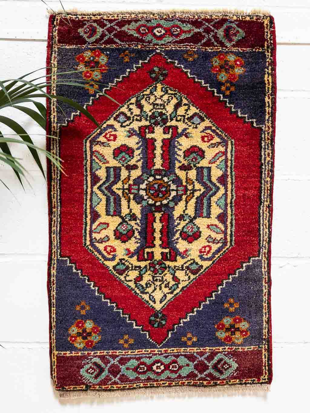 Small Turkish Taspinar Vintage Handmade Rug 62x101cm | Yashar Bish